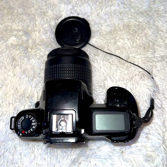 CANON EOS REBEL S II 35mm Camera, Lens and Book - Picture 4 of 8